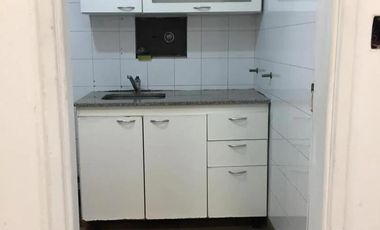 Alquiler y venta Deposito en Microcentro, mixtura 4, Capital Federal.