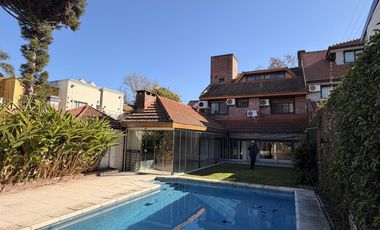 Casa en Acassuso en alquiler con pileta