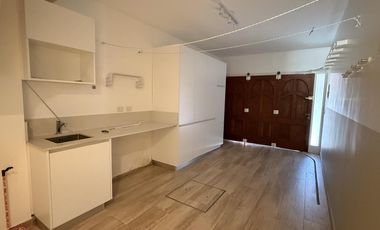 Casa en Acassuso en alquiler con pileta