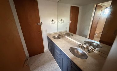 Casa en Acassuso en alquiler con pileta