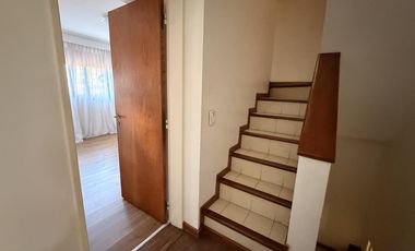 Casa en Acassuso en alquiler con pileta