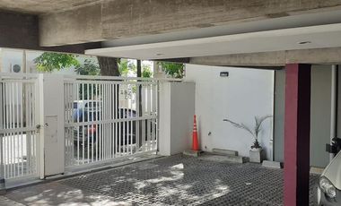 Cochera descubierta en alquiler San Isidro