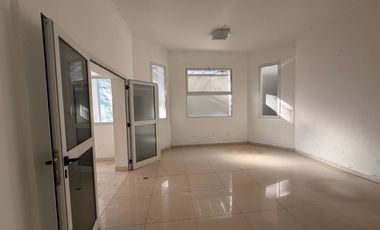 VENTA Y ALQUILER | PROPIEDAD EN ESQUINA ESTRATÉGICA – CENTRO DE POSADAS