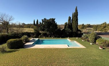 Venta casa en venta en Bs. As. Golf  Club Bella Vista
