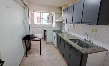Departamento de 2 dormitorios en alquiler en  La Plata