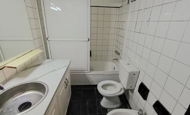 Departamento de 2 dormitorios en alquiler en  La Plata