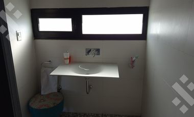 En Venta Dúplex de Diseño Terminaciones de Primera / B° Los Tordos Cipolletti /3 dorm /Apto Crédito