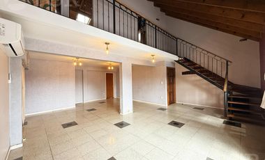 PH 5 Ambientes en Venta con Cochera y Terraza en Remedios de Escalada
