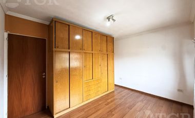 PH 5 Ambientes en Venta con Cochera y Terraza en Remedios de Escalada