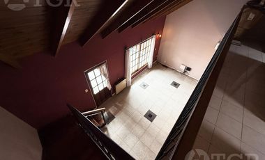 PH 5 Ambientes en Venta con Cochera y Terraza en Remedios de Escalada