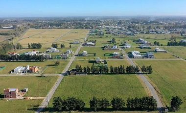 Lotes en Altos de Don Carlos - 501 y 138 - J Hernandez