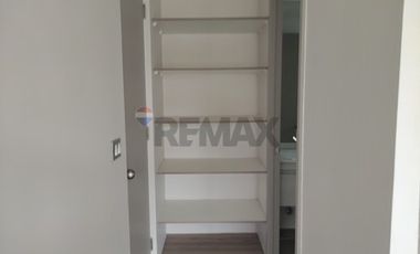 Arriendo Casa en Condominio con Laguna 4D/3B