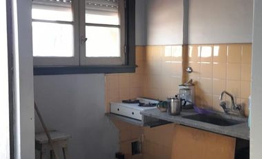 Departamento en  Hip. Irogiyen 8642