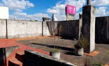 Departamento en  Hip. Irogiyen 8642