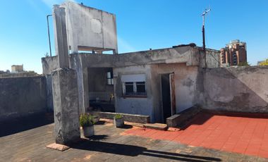 Departamento en  Hip. Irogiyen 8642