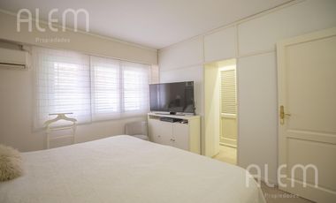 Casa en venta en Banfield | 4 dormitorios