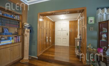 Casa en venta en Banfield | 4 dormitorios