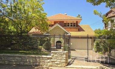 Casa en venta en Banfield | 4 dormitorios