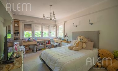 Casa en venta en Banfield | 4 dormitorios