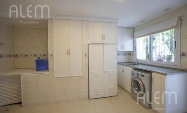 Casa en venta en Banfield | 4 dormitorios