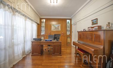 Casa en venta en Banfield | 4 dormitorios