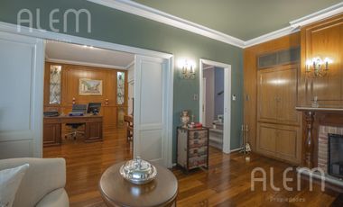 Casa en venta en Banfield | 4 dormitorios
