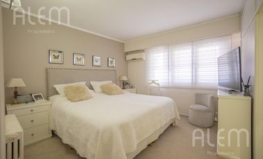 Casa en venta en Banfield | 4 dormitorios