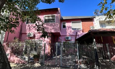 Casa de dos plantas en venta | Haedo - Morón | con cochera y pileta