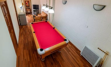 Casa de dos plantas en venta | Haedo - Morón | con cochera y pileta