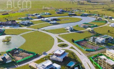 Terreno en Venta en La Alameda, Canning