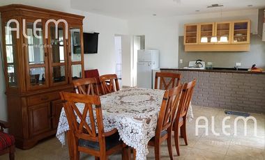 Casa de dos dormitorios en venta en El Bosquecillo