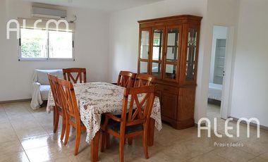 Casa de dos dormitorios en venta en El Bosquecillo