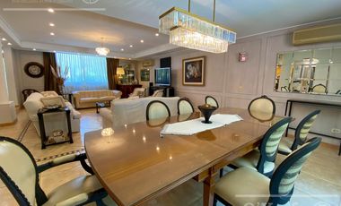 Casa en venta de dos plantas con amplios ambientes en Abril Country Club, Guillermo Hudson.