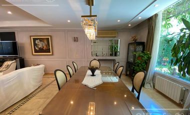 Casa en venta de dos plantas con amplios ambientes en Abril Country Club, Guillermo Hudson.