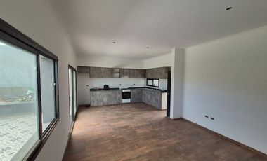 Casa en Alvear