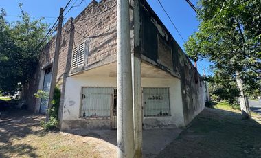 Depósito con local a la calle