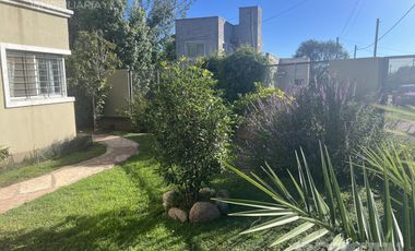 Casa en Venta - Amplio Parque y Pileta - Villa de Merlo