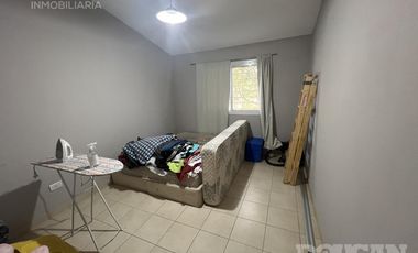 Casa en Venta - Amplio Parque y Pileta - Villa de Merlo