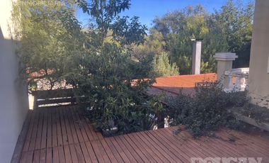 Casa en Venta - Amplio Parque y Pileta - Villa de Merlo