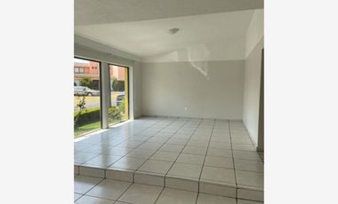 RENTA DE CASA EN FRACC. DON ADOLFO METEPEC