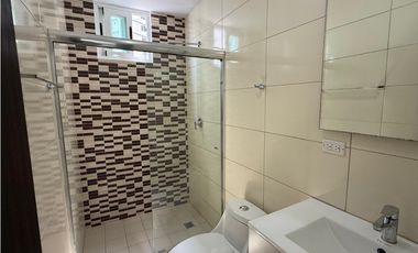 APARTAMENTO EN ALQUILER – PH Kings Park