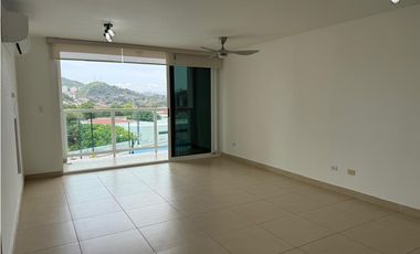 APARTAMENTO EN ALQUILER – PH Kings Park