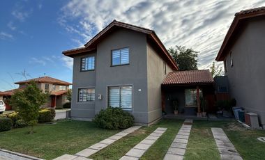Casa en venta  en MACHALÍ
