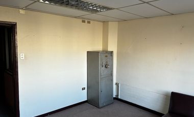ARRIENDO OFICINA FRENTE A LA PLAZA DE ARMAS OSORNO