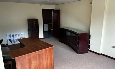 ARRIENDO OFICINA FRENTE A LA PLAZA DE ARMAS OSORNO