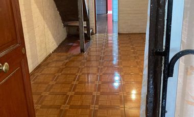 CASA A PASOS DE AVENIDA LA FLORIDA 2 BAÑOS 1 ESTACIONAMIENTO