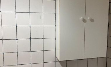 CASA A PASOS DE AVENIDA LA FLORIDA 2 BAÑOS 1 ESTACIONAMIENTO