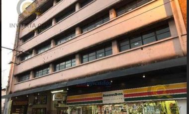 Cochera en pleno Centro Santa Rosa al 200 con escritura