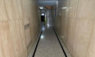 Oficina 70 m2  en Microcentro