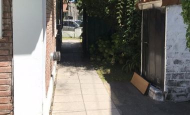 Casa en venta en Adrogue 3 ambientes con pileta